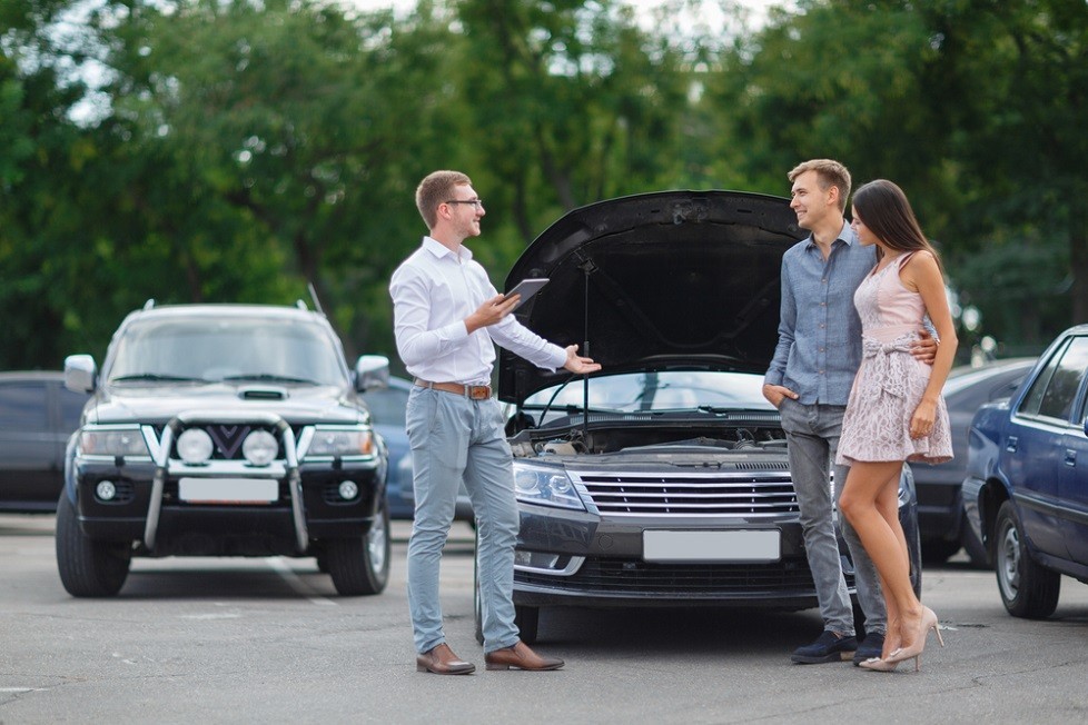 What To Look For When Buying Used Cars