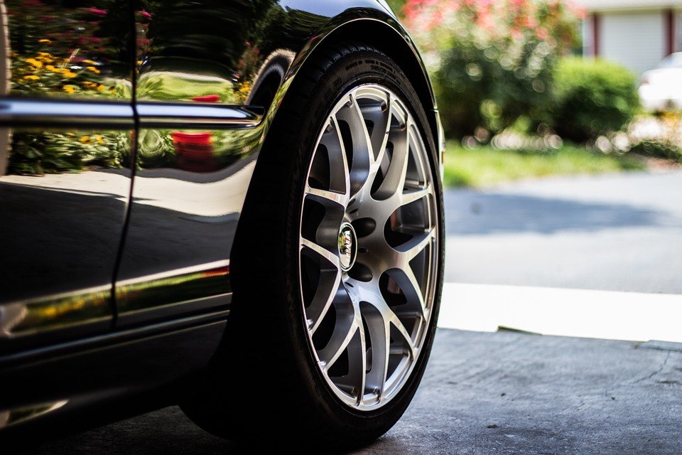 You Can Save More by Spending Annually on Your Car – Opt Fuel Efficient Tires